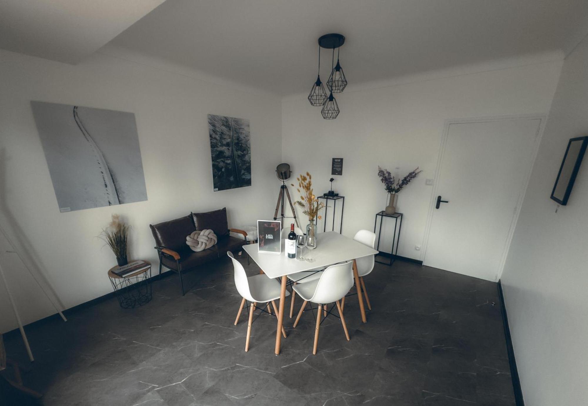 Lava Studio Poitiers Exteriör bild